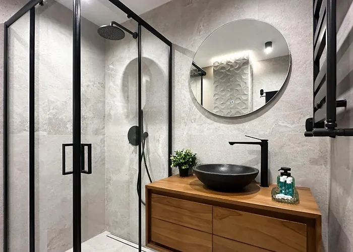 Modern & Quiet 1br Near Center By Flat Mаnager